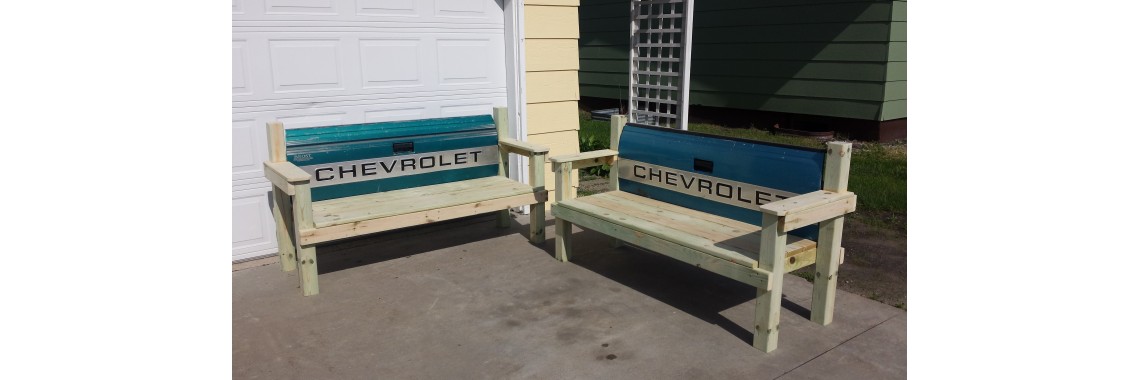 tailgate benches
